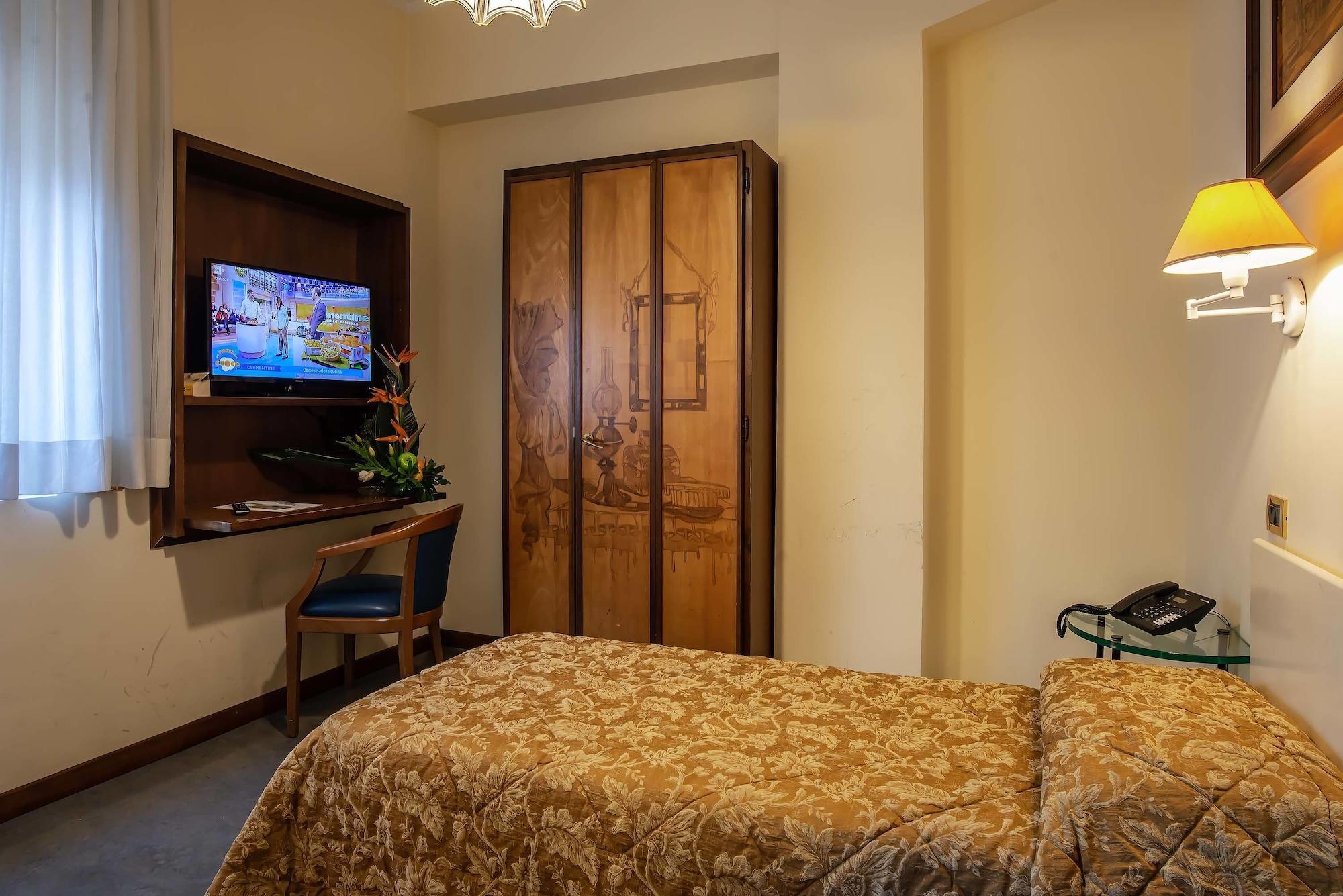 Santa Prisca Hotel Rome