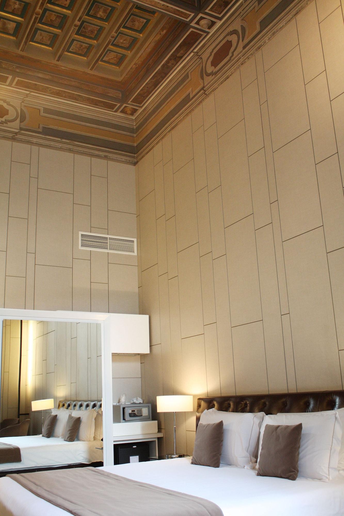 Maison d'hôtes Piazza Del Gesu' Luxury 2*