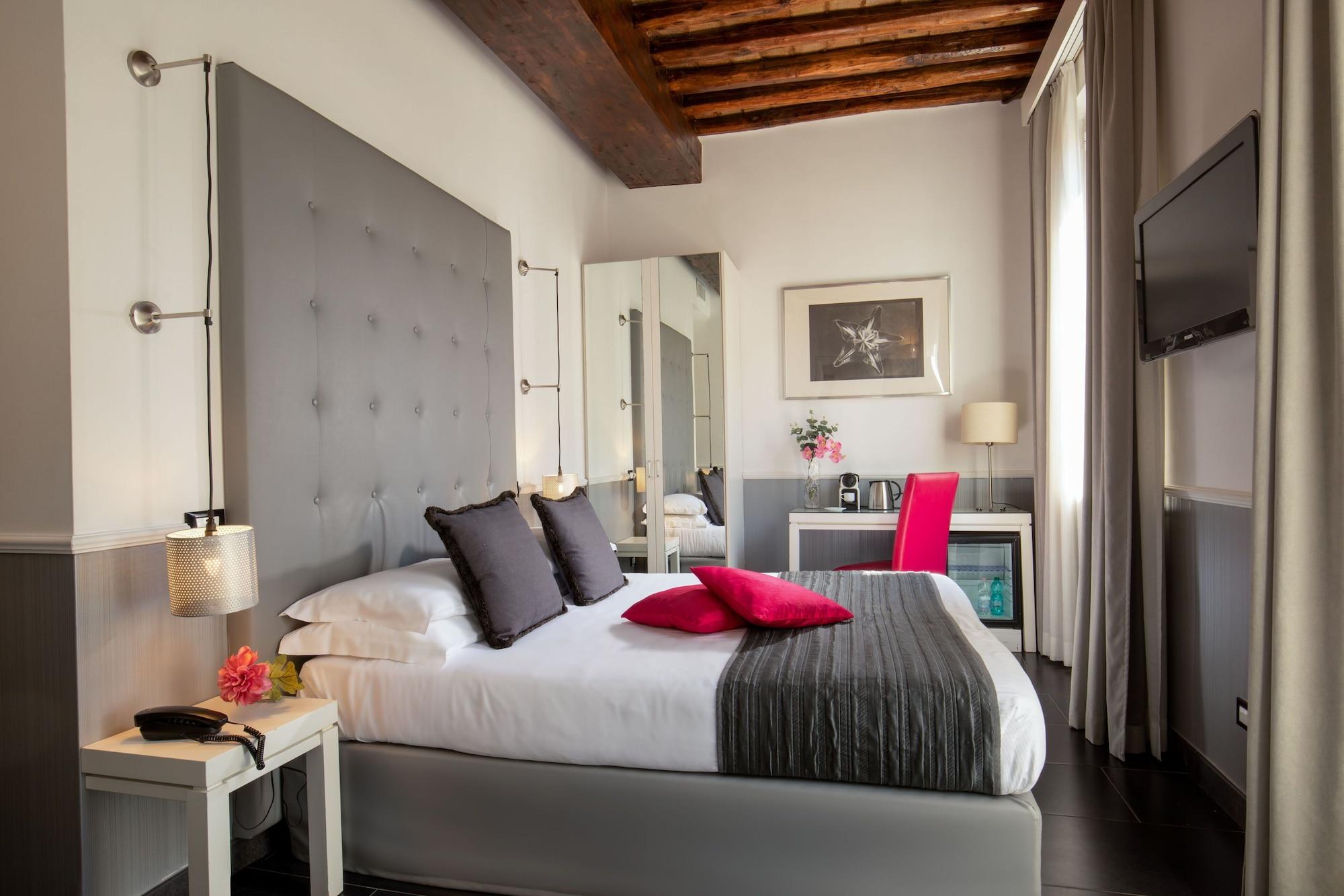 Via Del Corso Guest house 3*