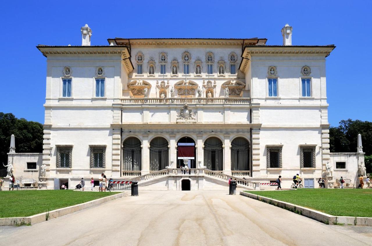 Sunny Flat Near Borghese Rome