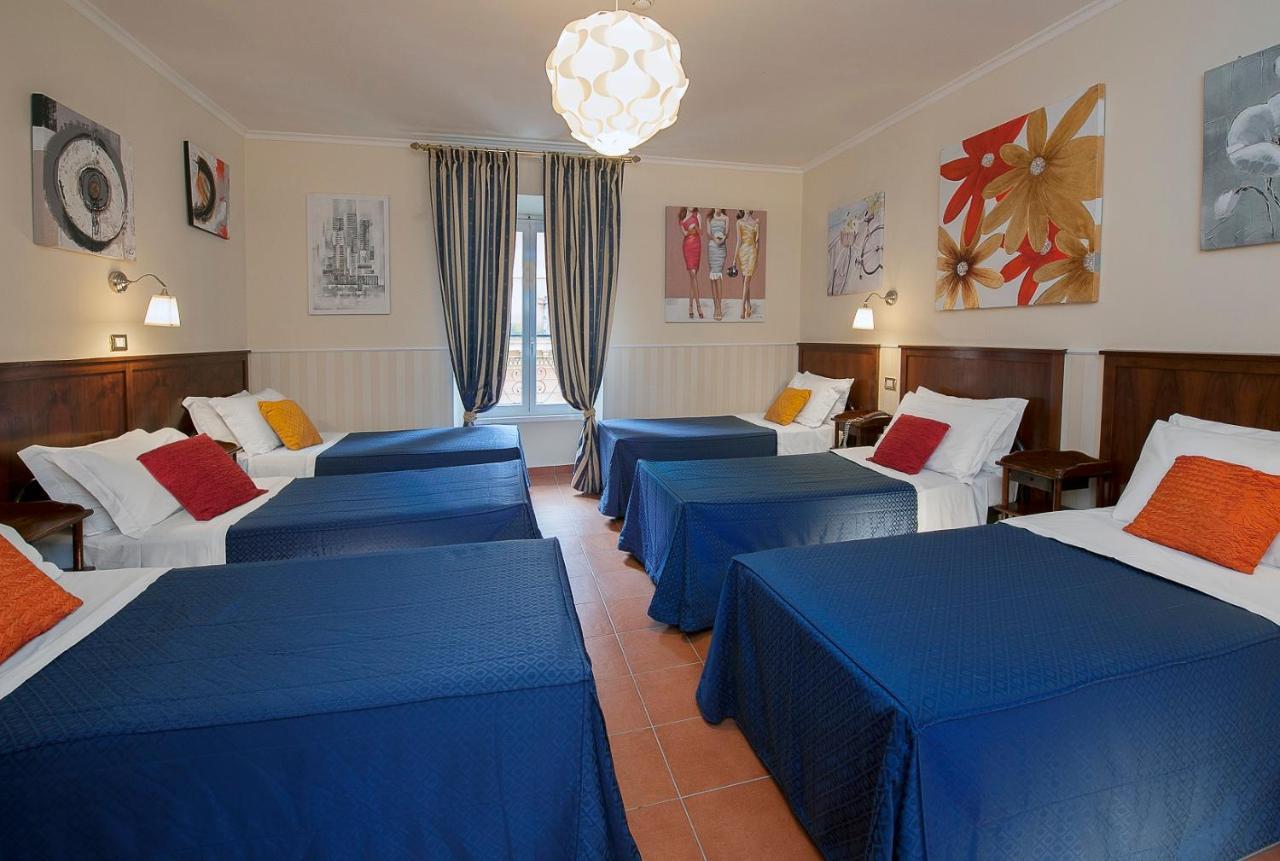 Budget Rooms Des Arts Rome