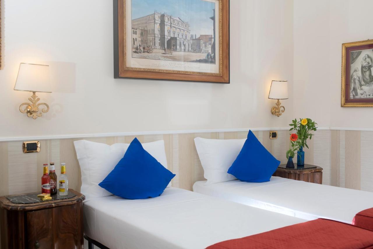 Budget Rooms Des Arts Hostel