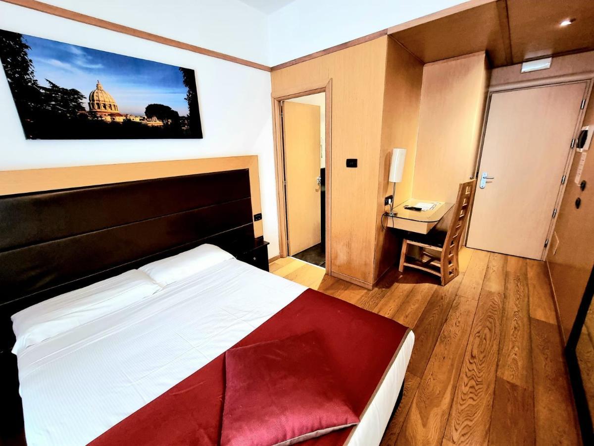Ginevra Palace Hotel 3*