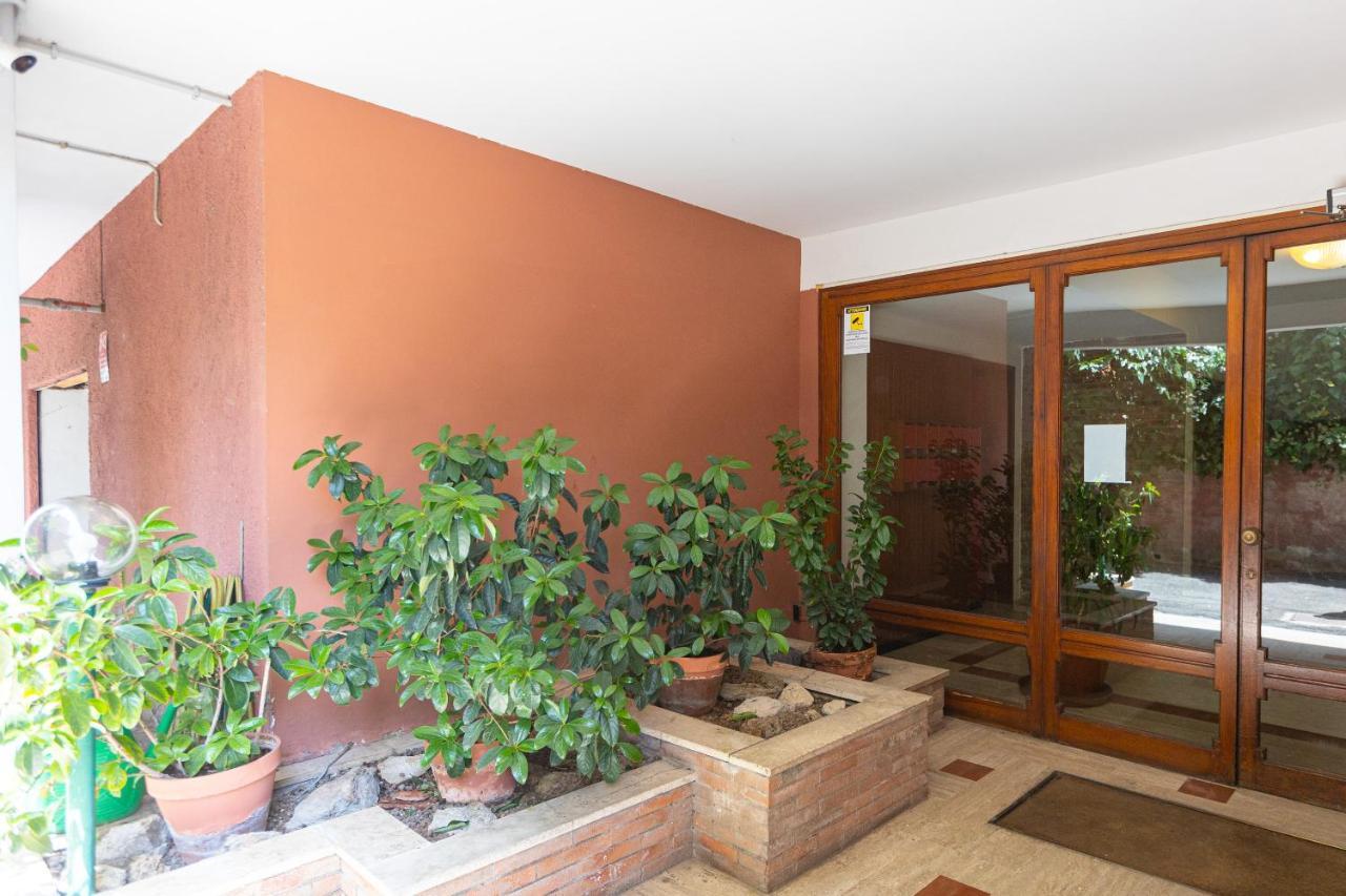 Ponte Milvio-rental In Rome