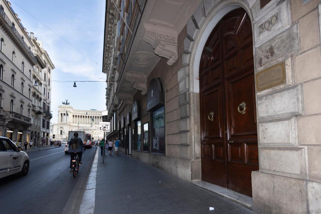 Venezia Square Apartment Rome