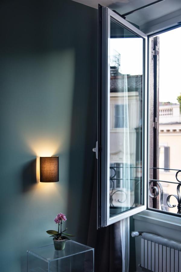Fellini Design Rome