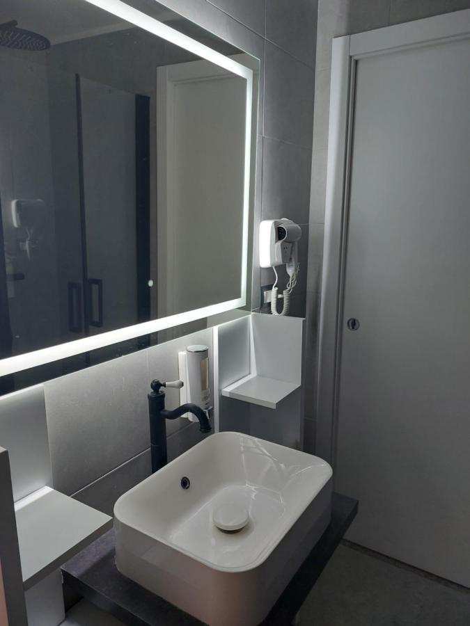 Rock N - Colosseo - Via Leonina Apartment *