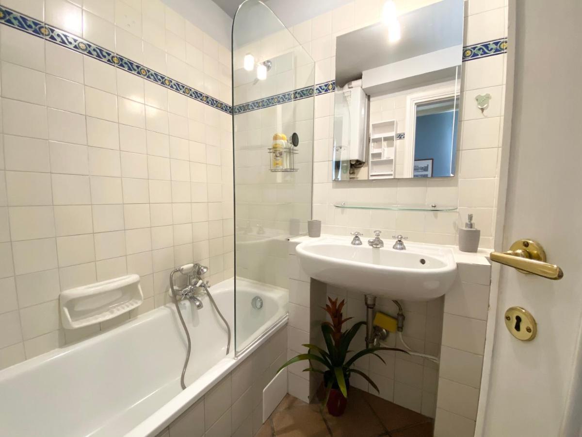 Apartment Trastevere Rome's Heart Charming 8