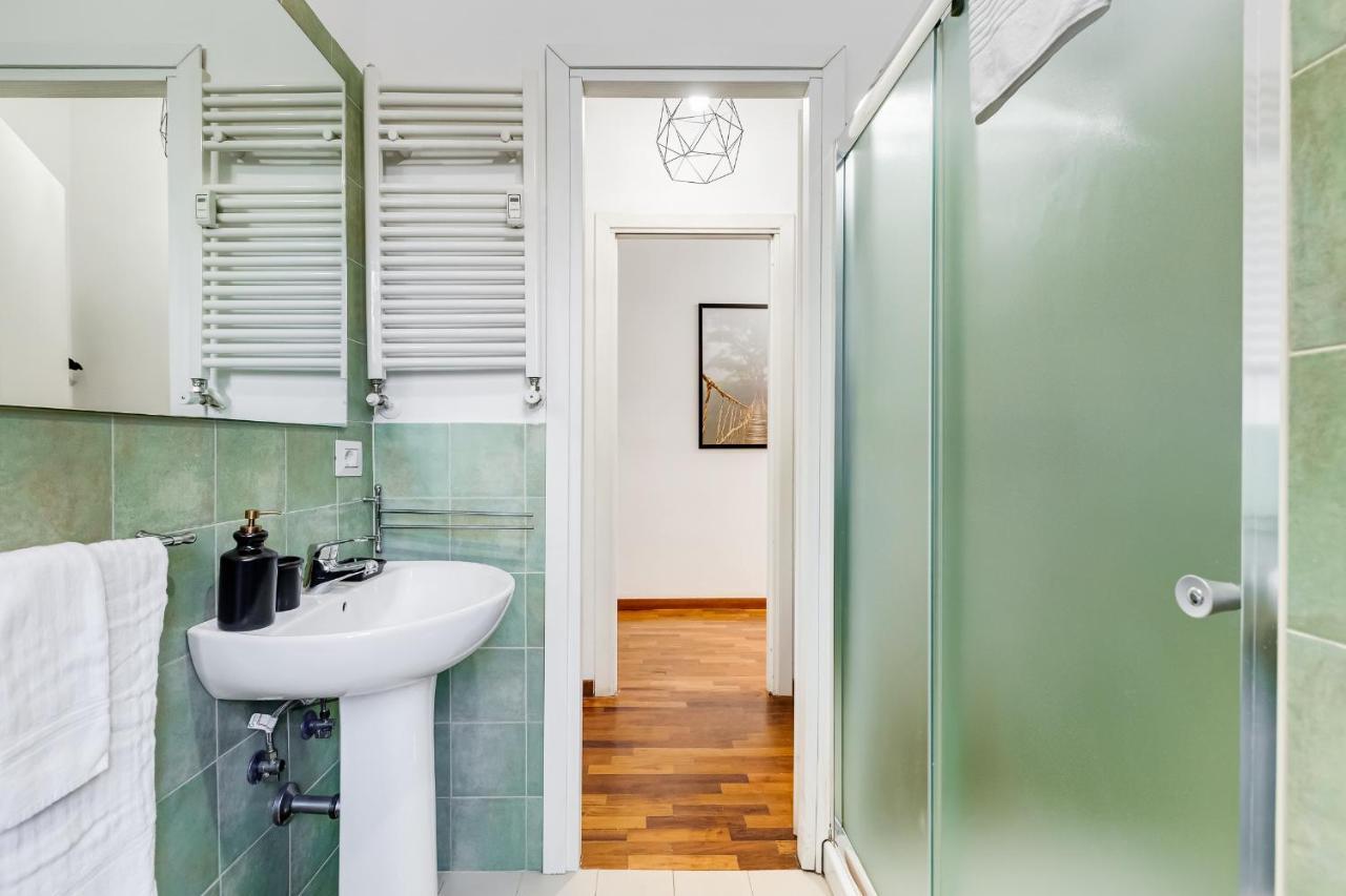 Bmga L Cozy Industrial In City Center Apartment