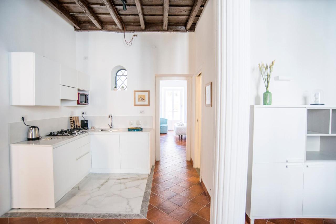 Colosseum, Monti, New Corithian House Up To 6 People *
