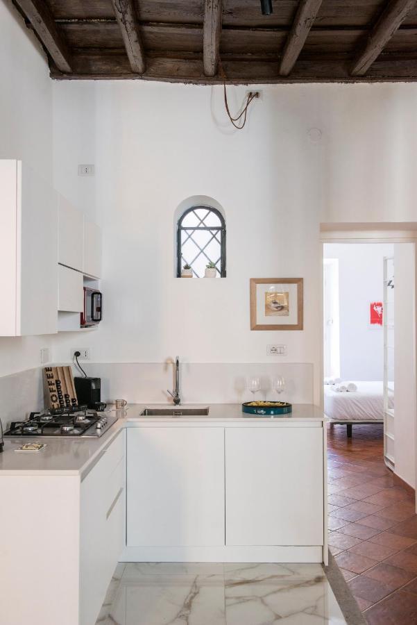Colosseum, Monti, New Corithian House Up To 6 People *