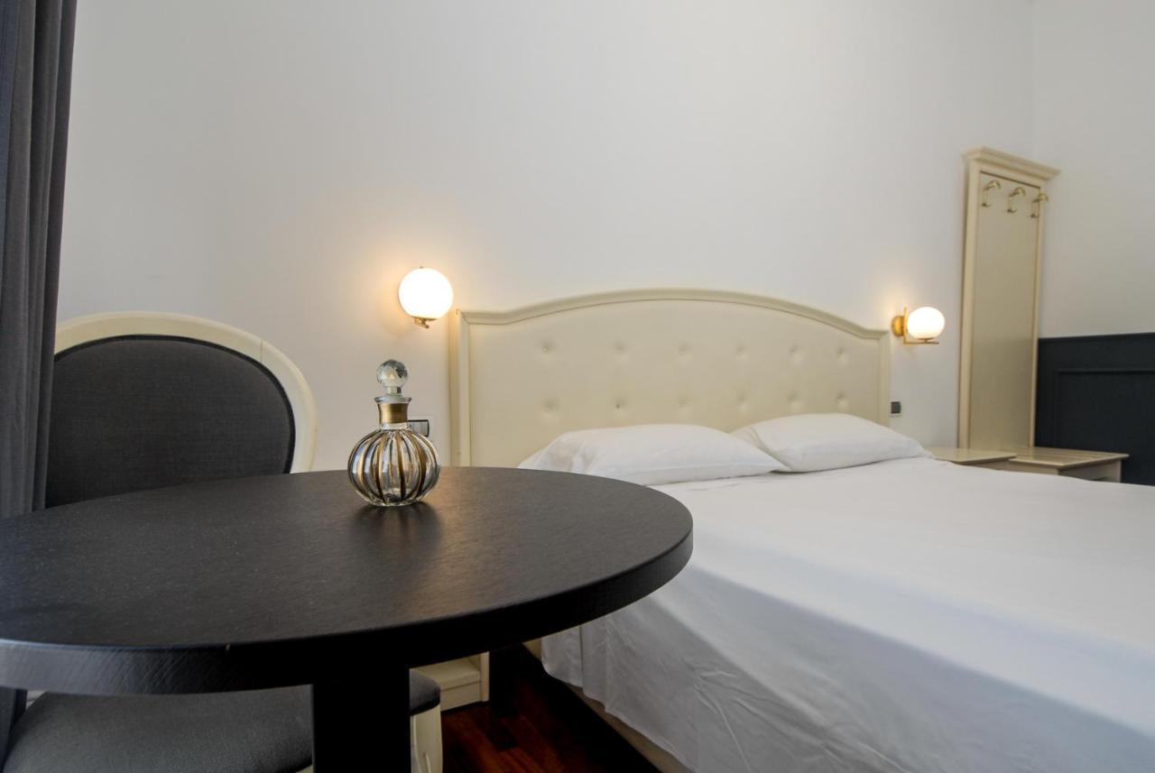 Guest house Piccolo Di Piazza Di Spagna 2*