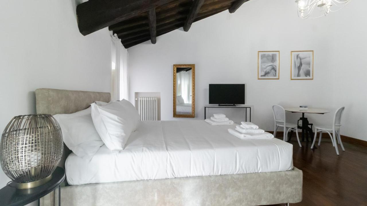 Appartement Italianway - Barberini Elegantia *