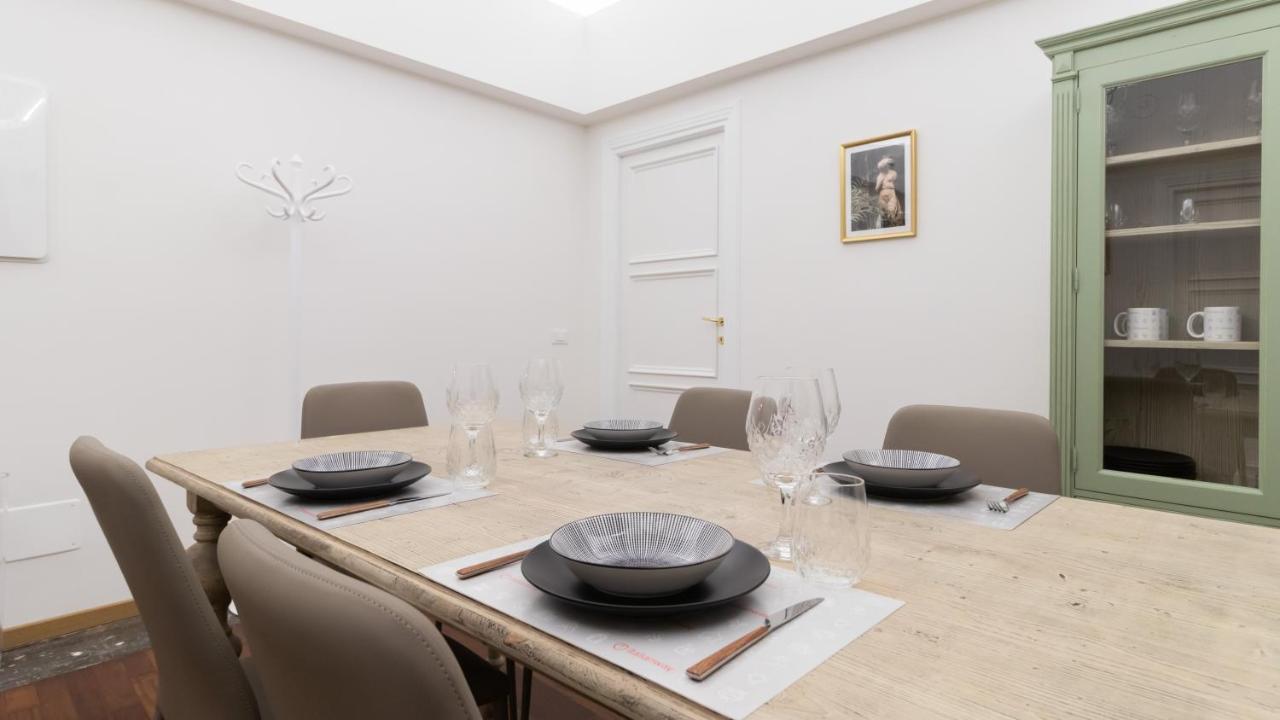 Appartement Italianway - Barberini Elegantia *