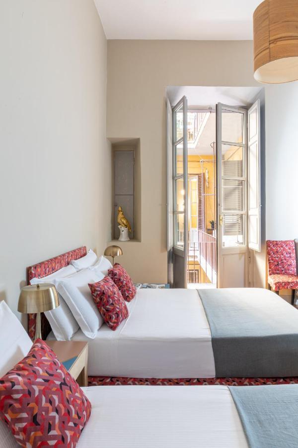 Glance In Hotel Rome
