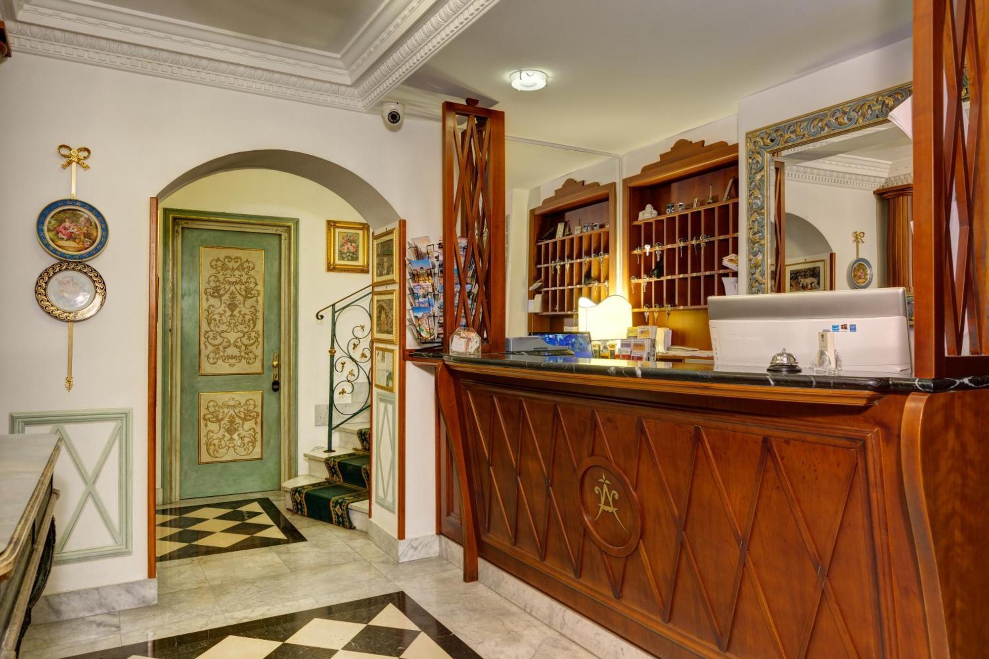 Hotel Amalfi 3*