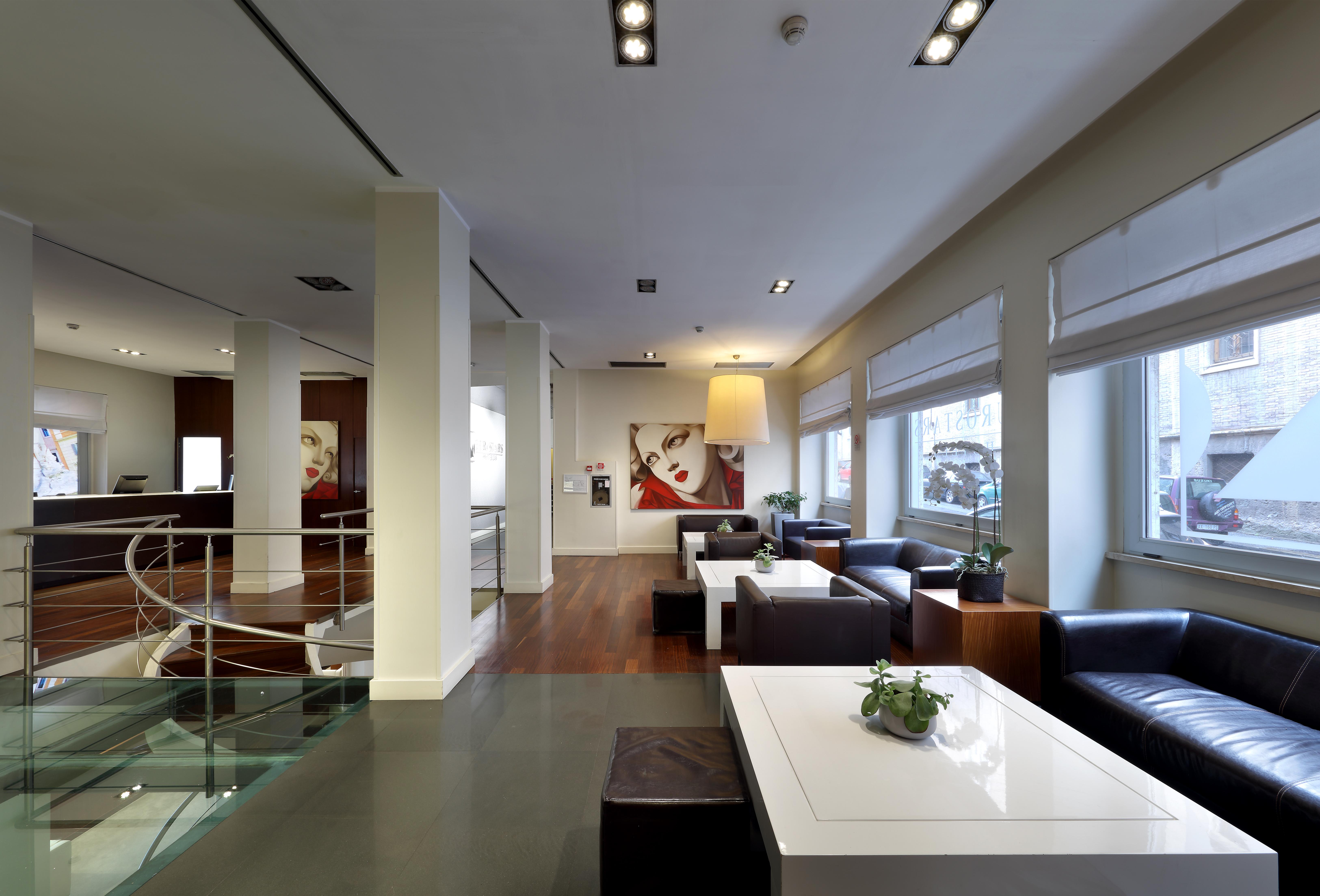 Saint John Hotel 4*