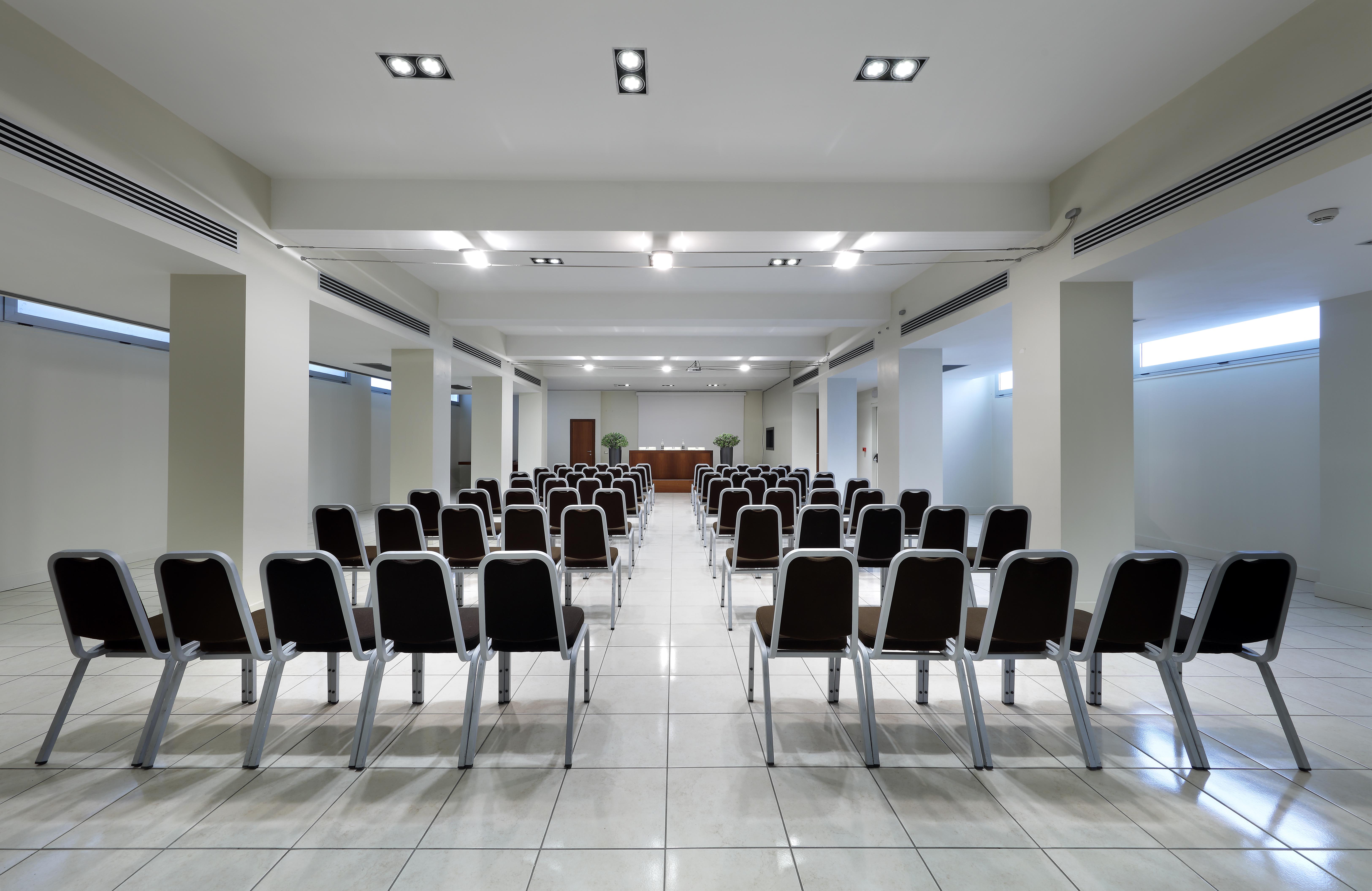 Saint John Hotel 4*