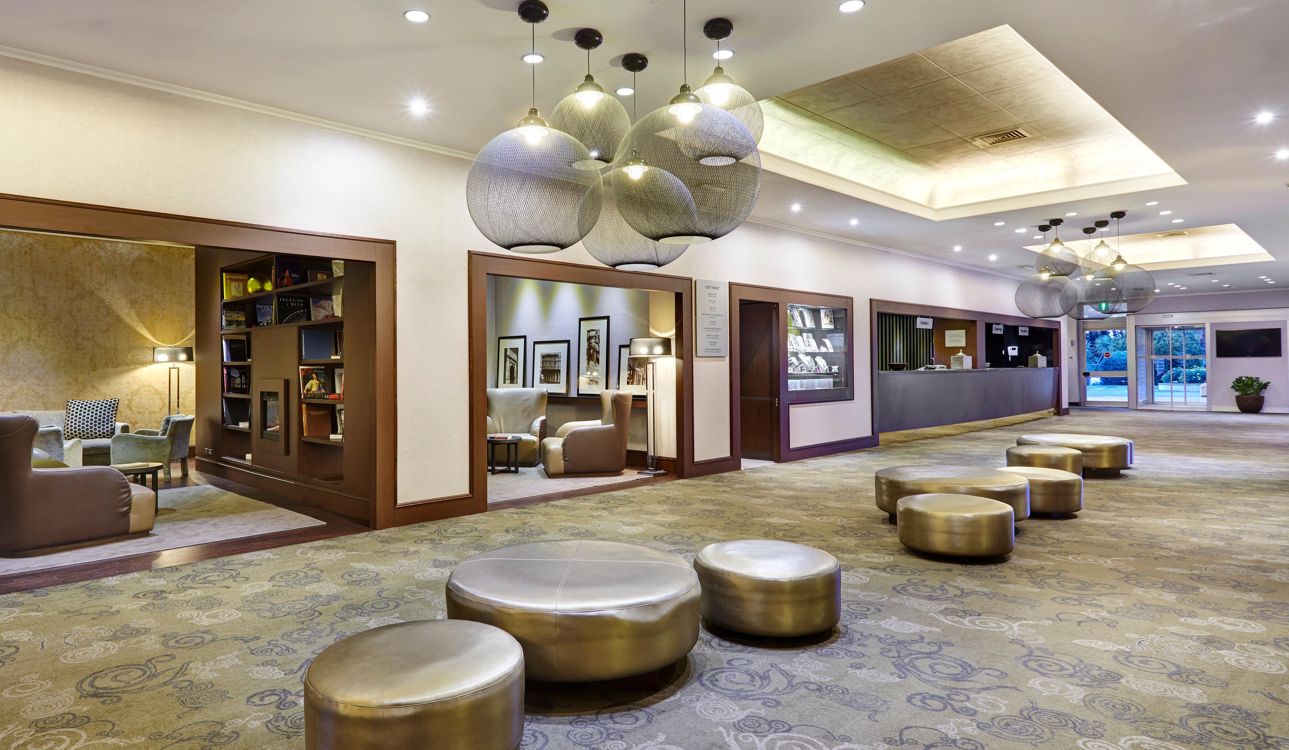 Crowne Plaza St. Peter's By Ihg 4* Rome