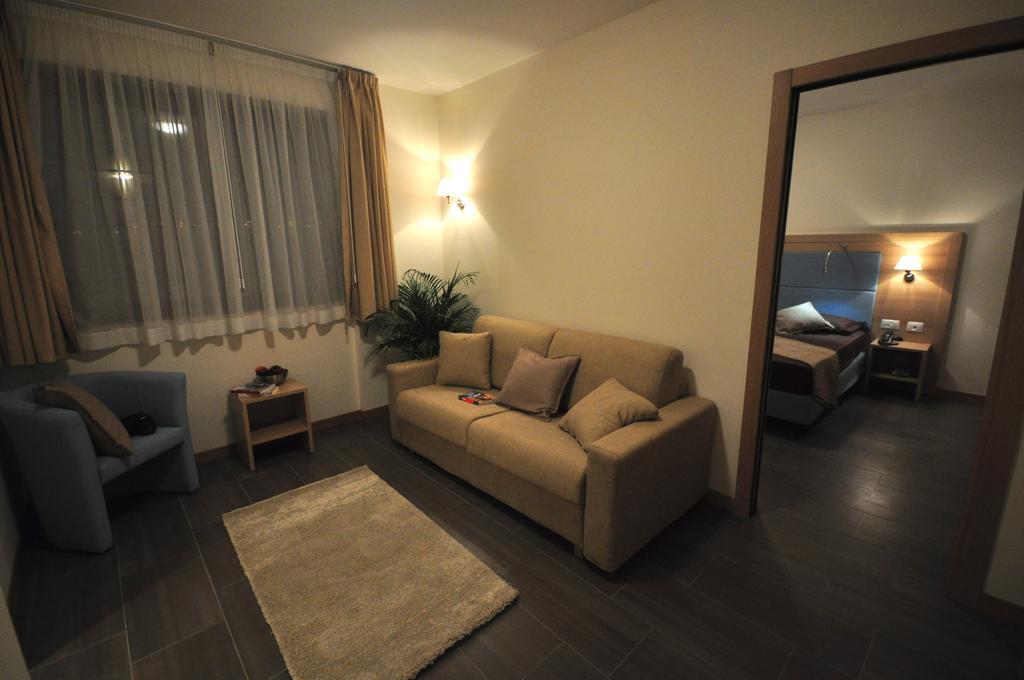 Hotel 325 Tor Vergata 3*