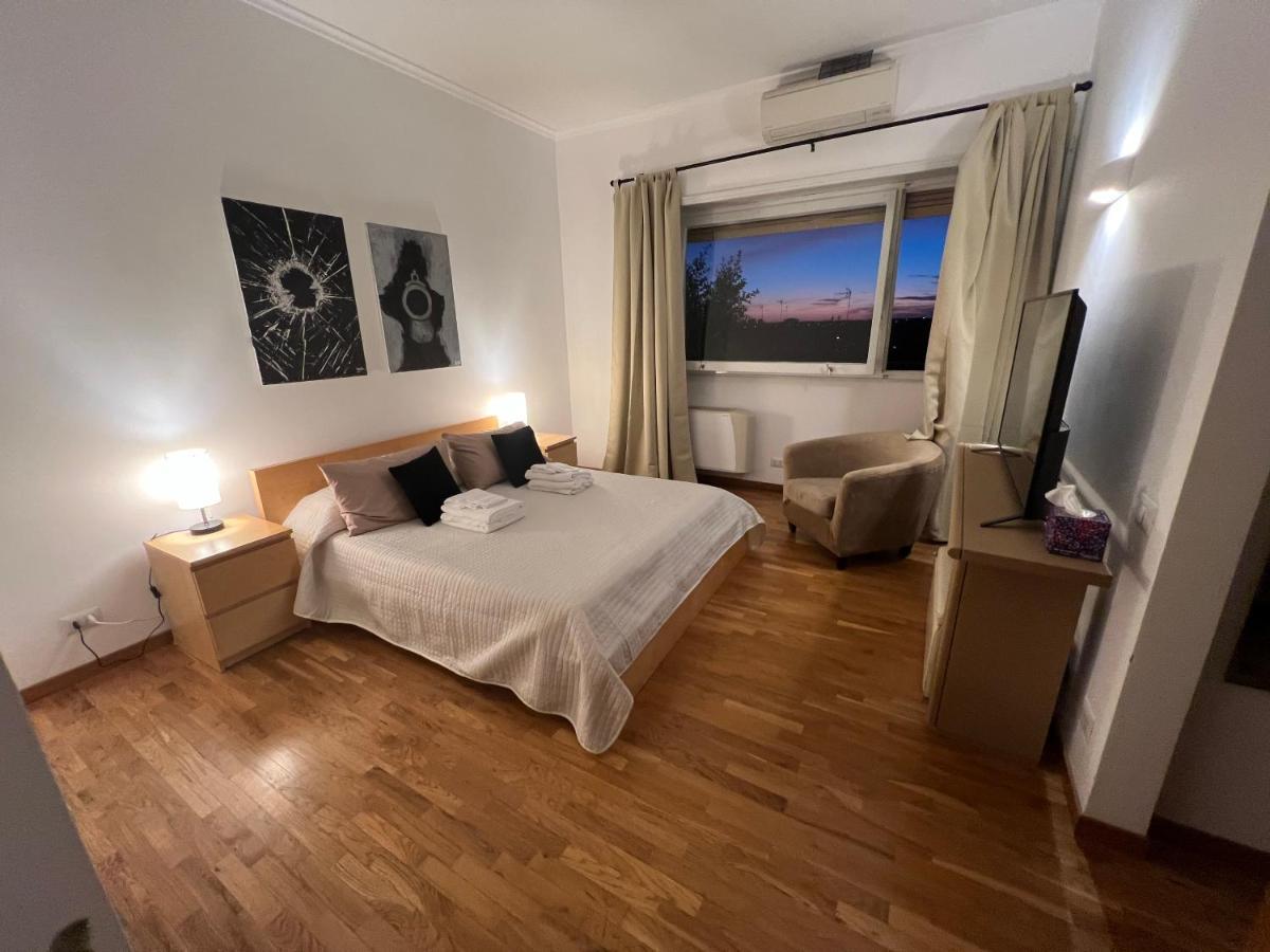 Sunset Cozy Roma