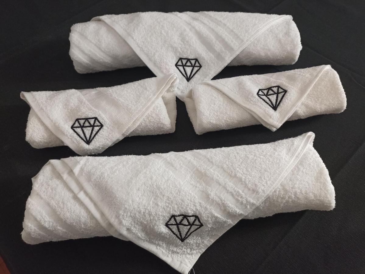A&c Guest Black Diamond Gasthuis Rome