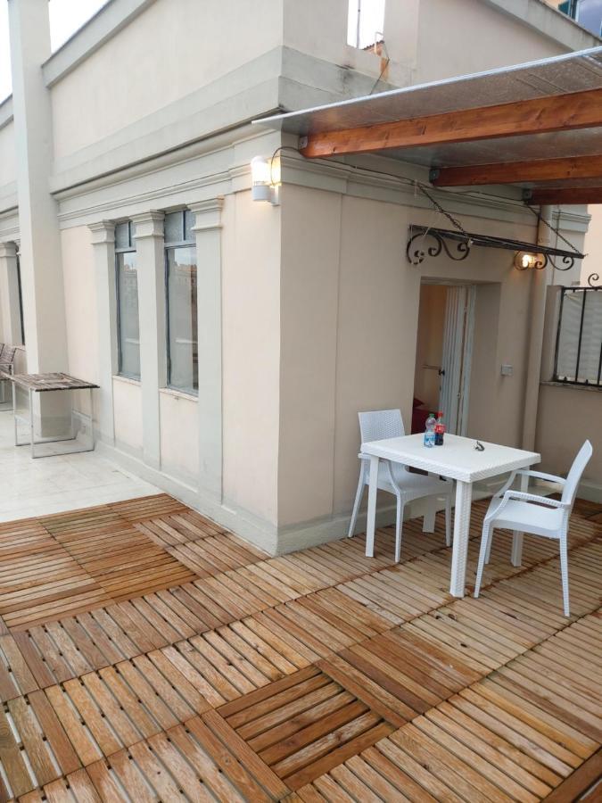 San Giovanni's Attic Appartement *