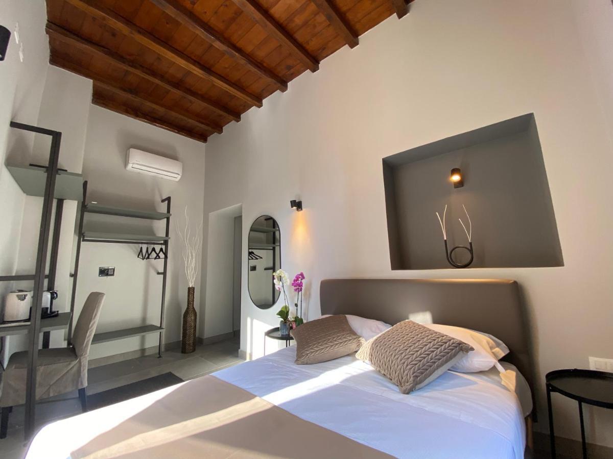Soha Piazza Di Spagna Boutique *
