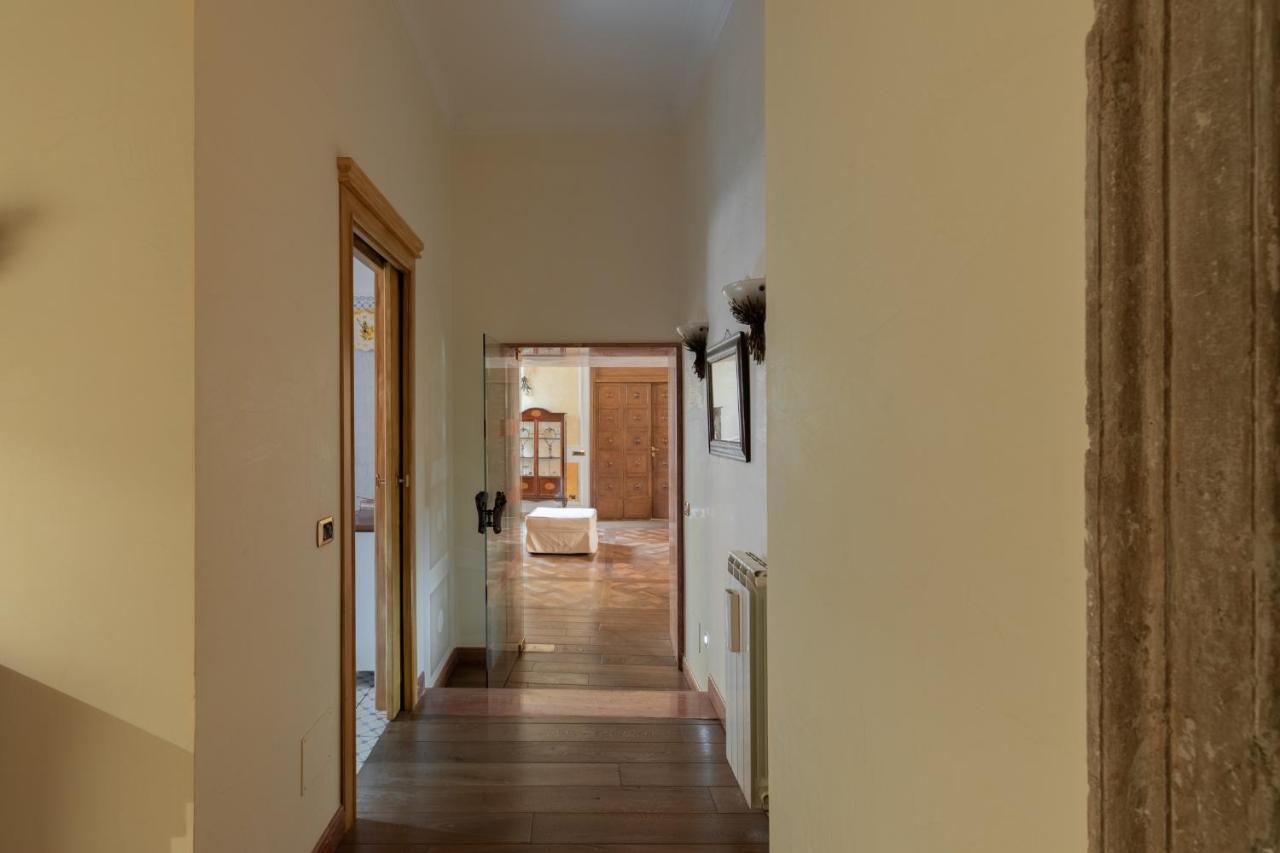Iflat Elegant And Luxury Near Pantheon Apartment Rome