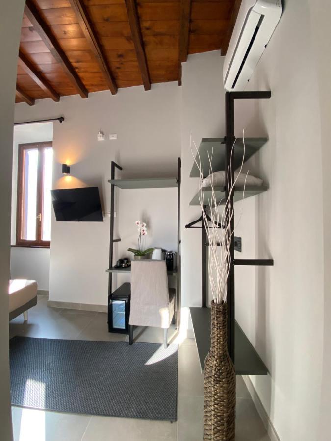 Soha Piazza Di Spagna Boutique * Rome