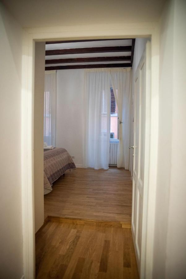 Apartment Splendido Nel Centro Di Roma, Monti *