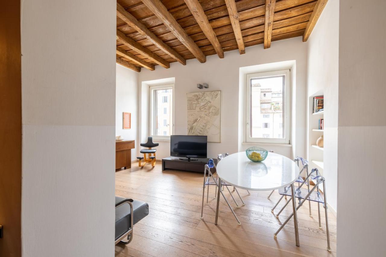 Apartment Modern In Campo De Fiori Rome