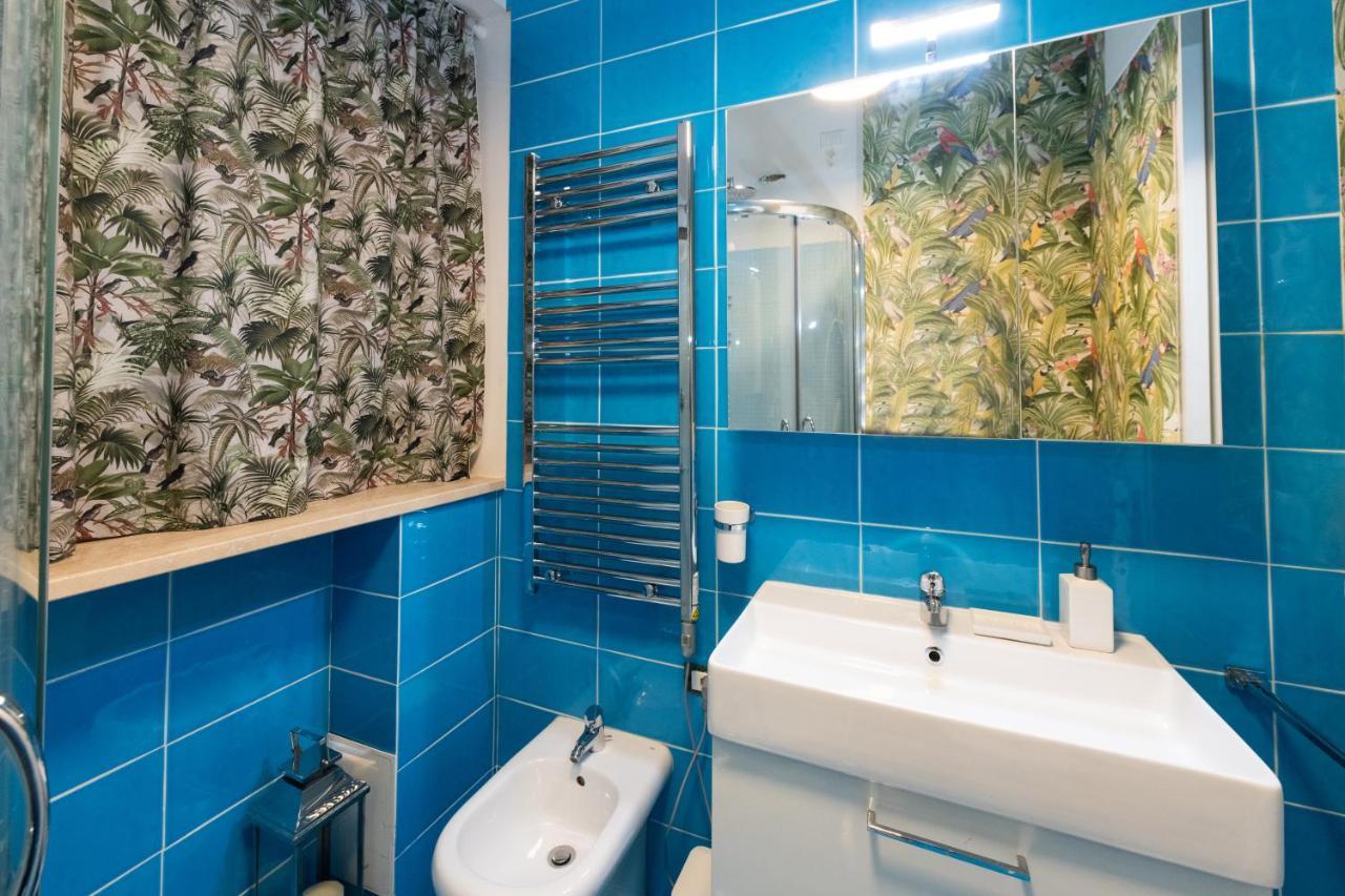 Casa Vegezio Near Vatican Museum And Metro Cipro Private Garden Check-in From 3 Pm To 10 Pm *