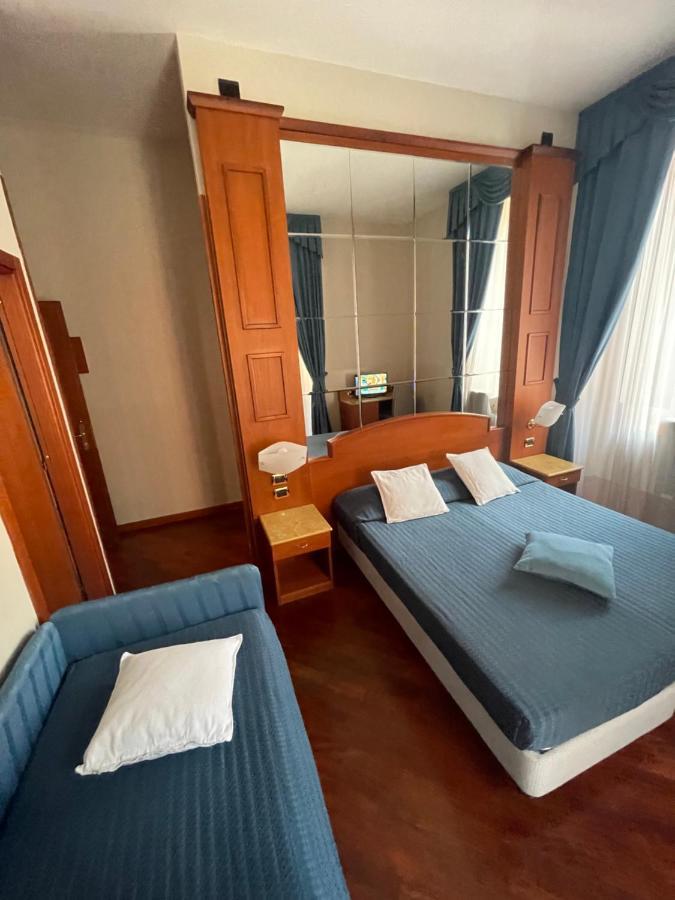 3rd Floor 69 Manin Street * Rome
