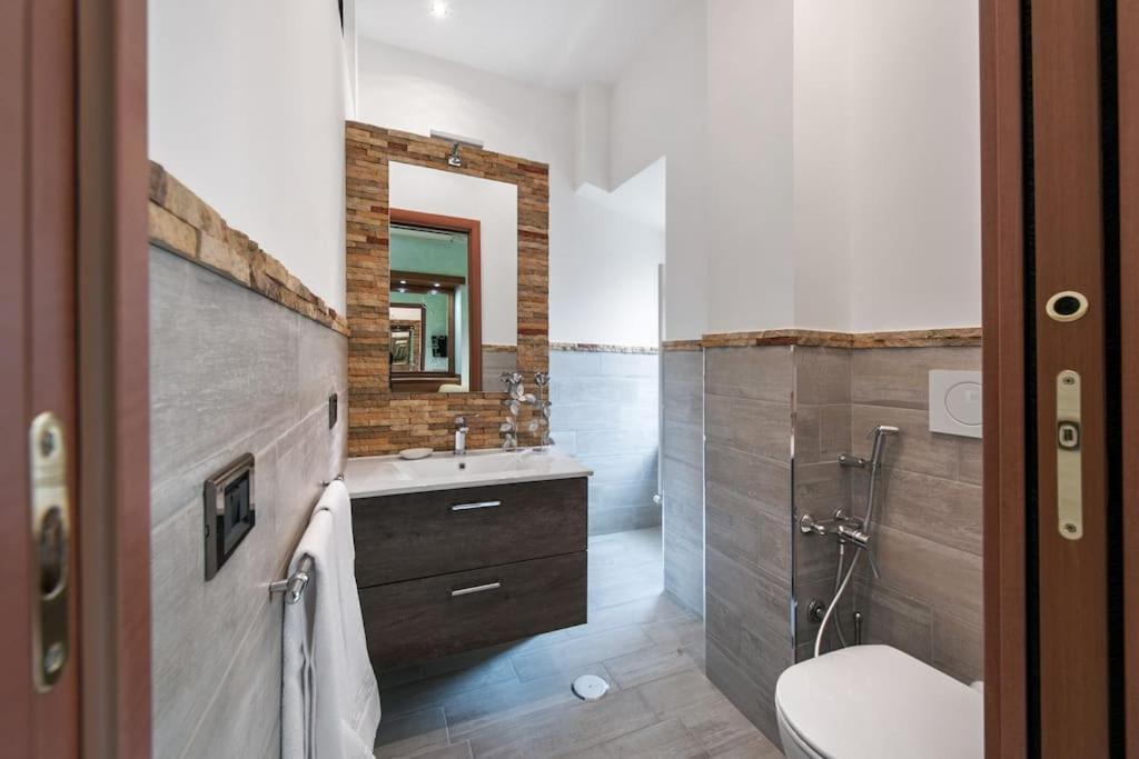 Apartment Domus Patrizia Romana 6 Persone Rome