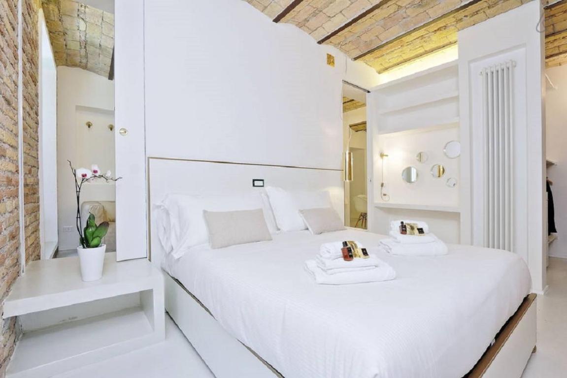 Apartment Ych-charming Flat Near Colosseum Rome