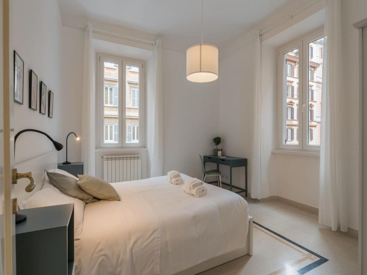 The Rent - Sunny Three-bedroom Near Ottaviano Metro Stop * Rome