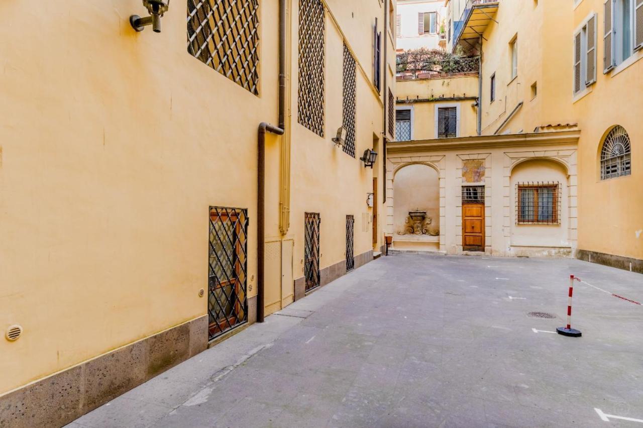 - Pietra Apartment Rome