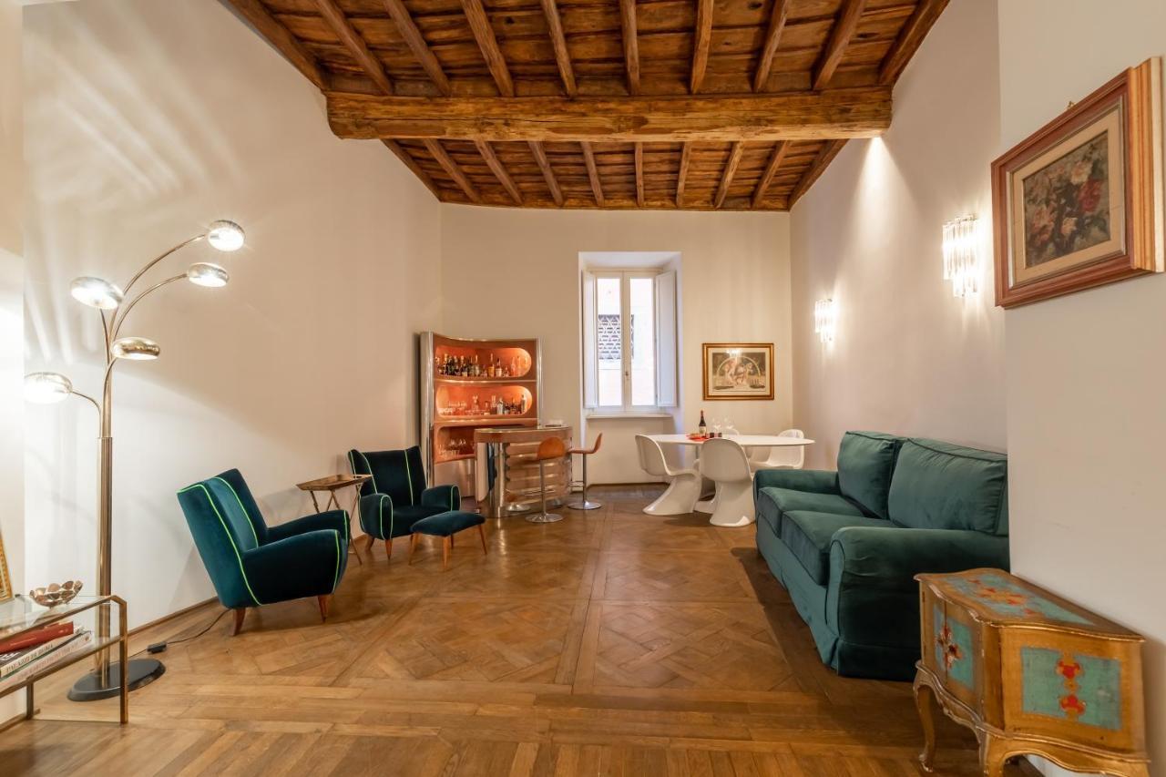 Chic And Style In Historical Via Giulia Rome