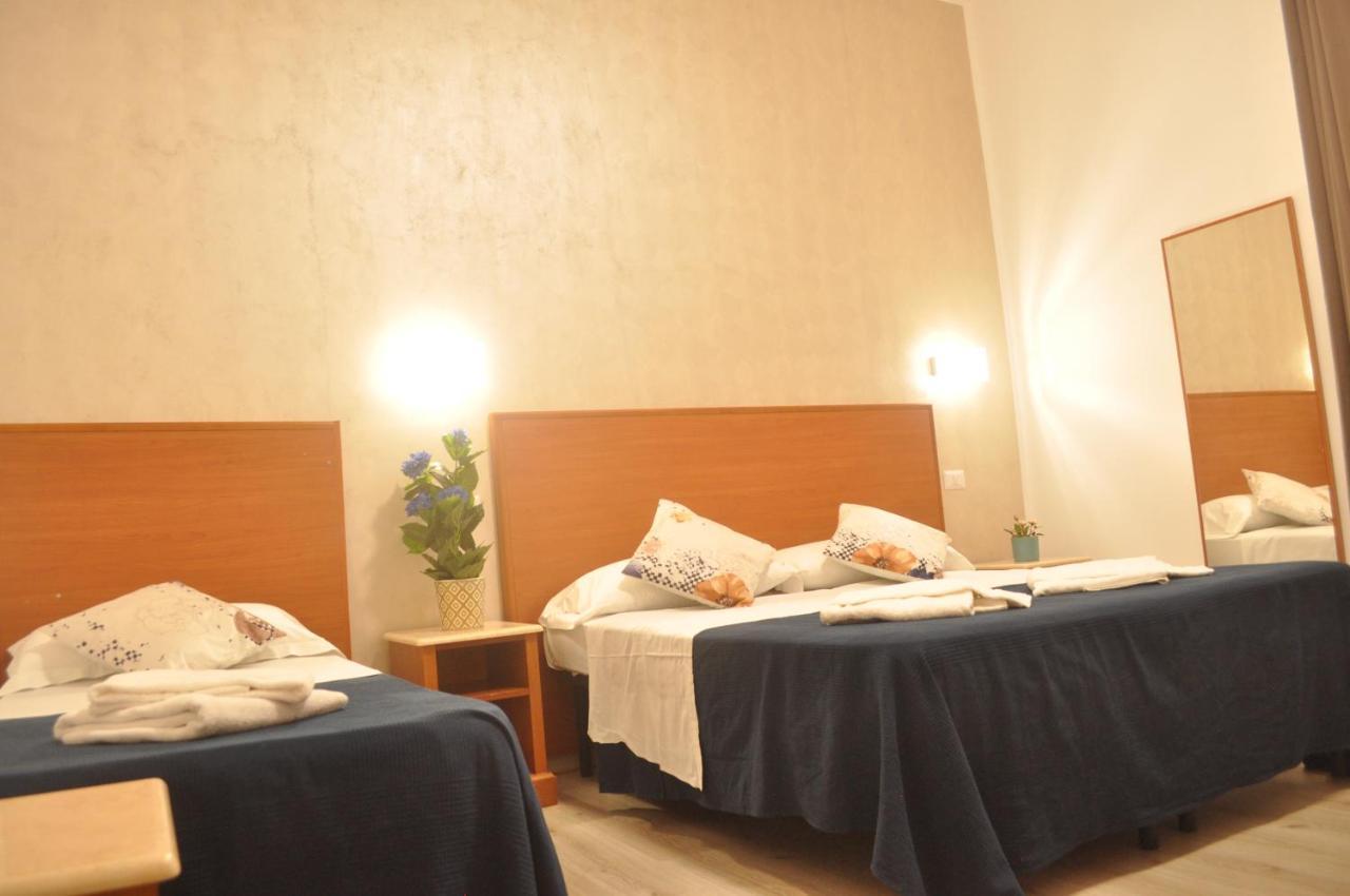 Napoleone Luxury Gasthuis *