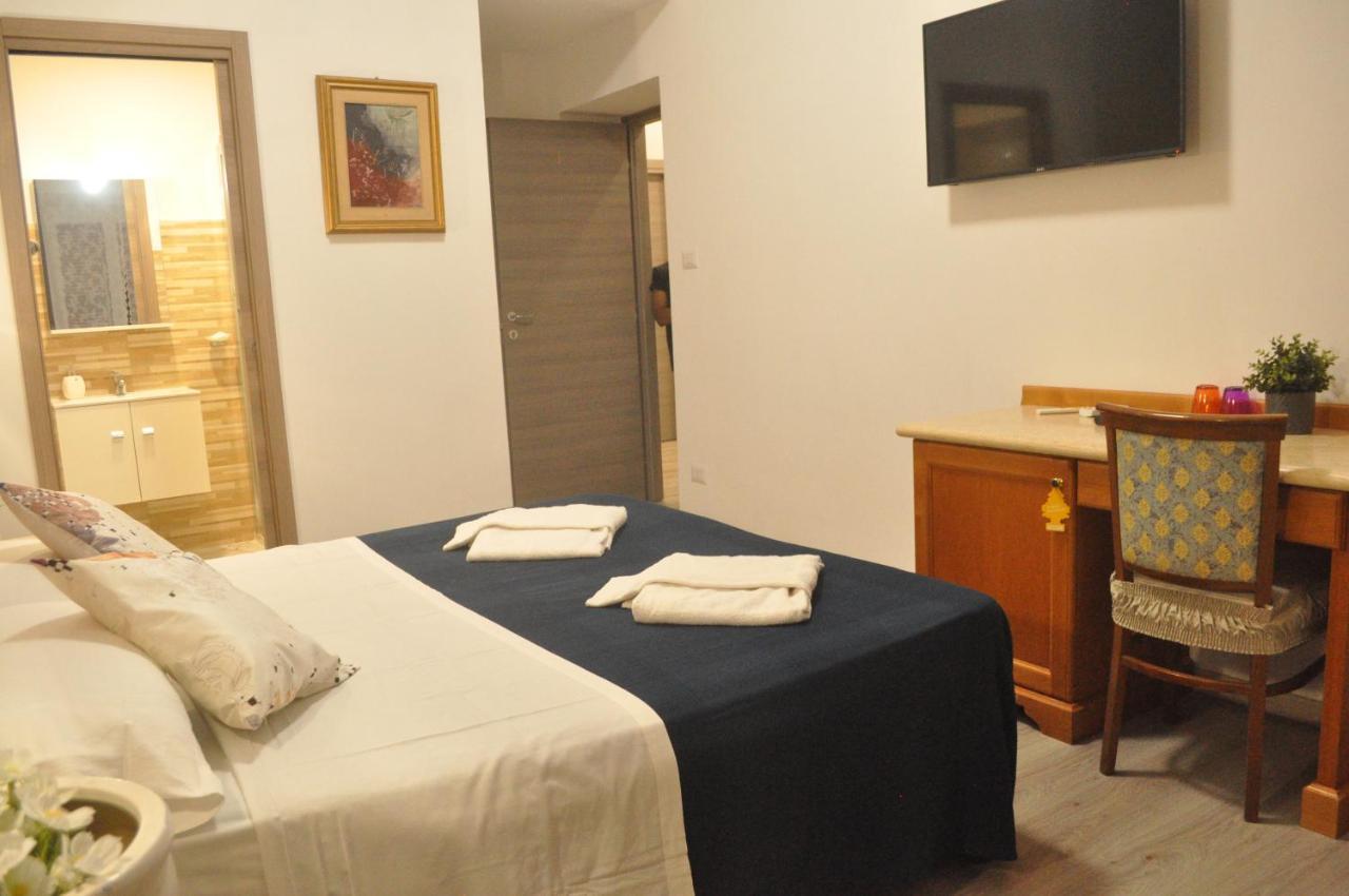 Napoleone Luxury