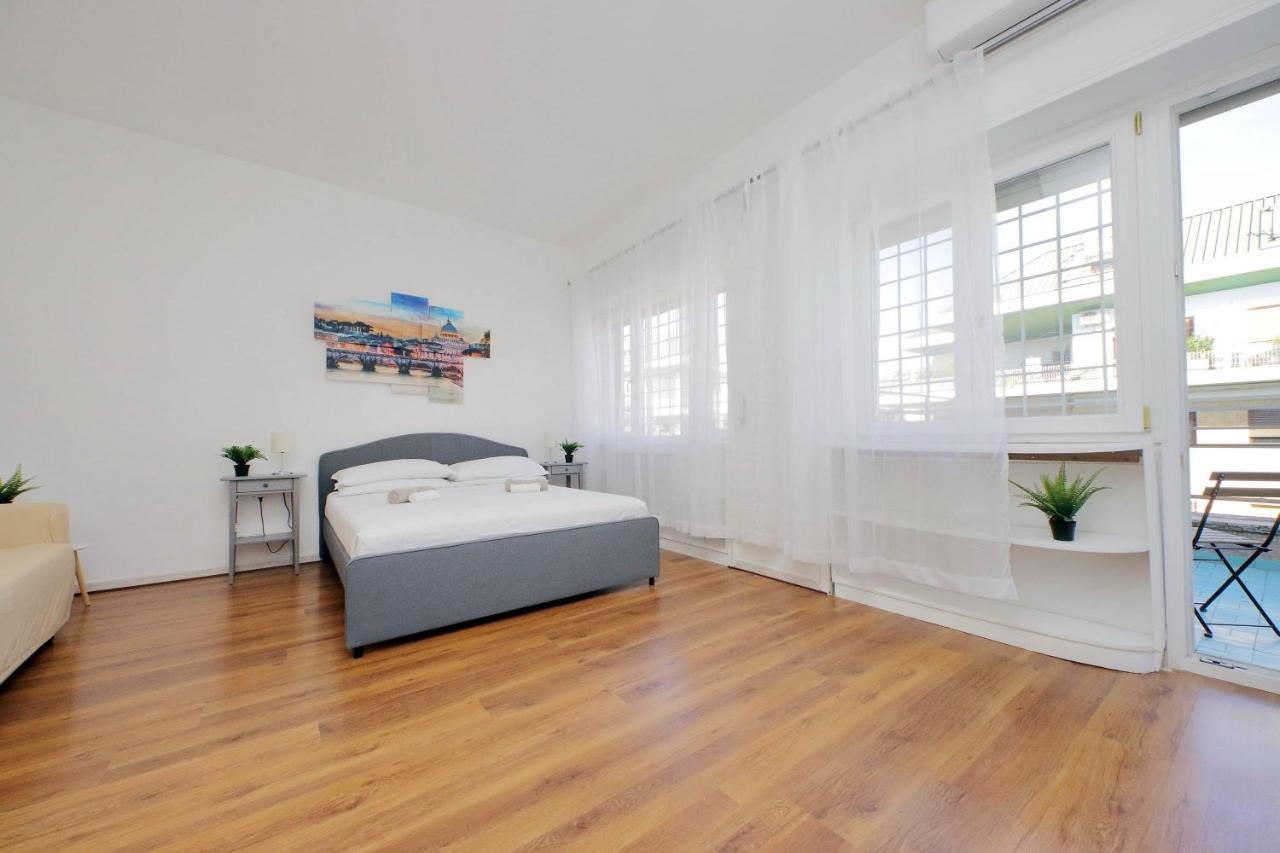 Zucchi Guest house