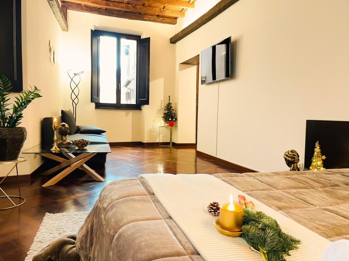 Trevi Fountain Stylish Apartment *