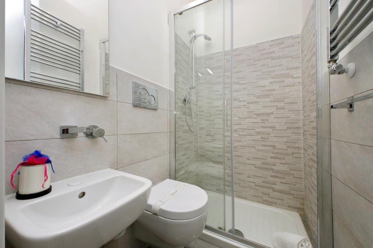 Apartment Flatinrome Termini 1 Rome