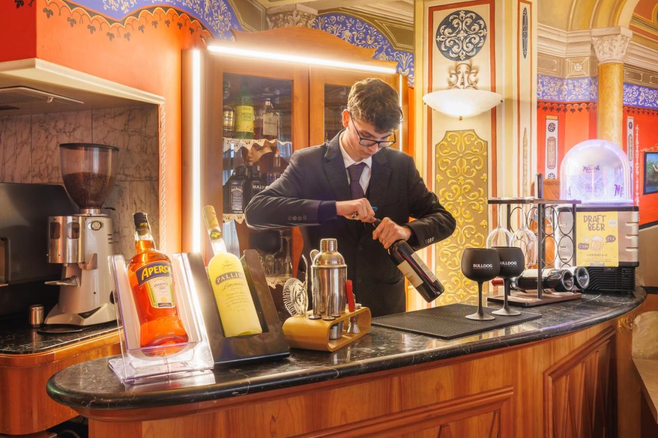 Amalfi Hotel