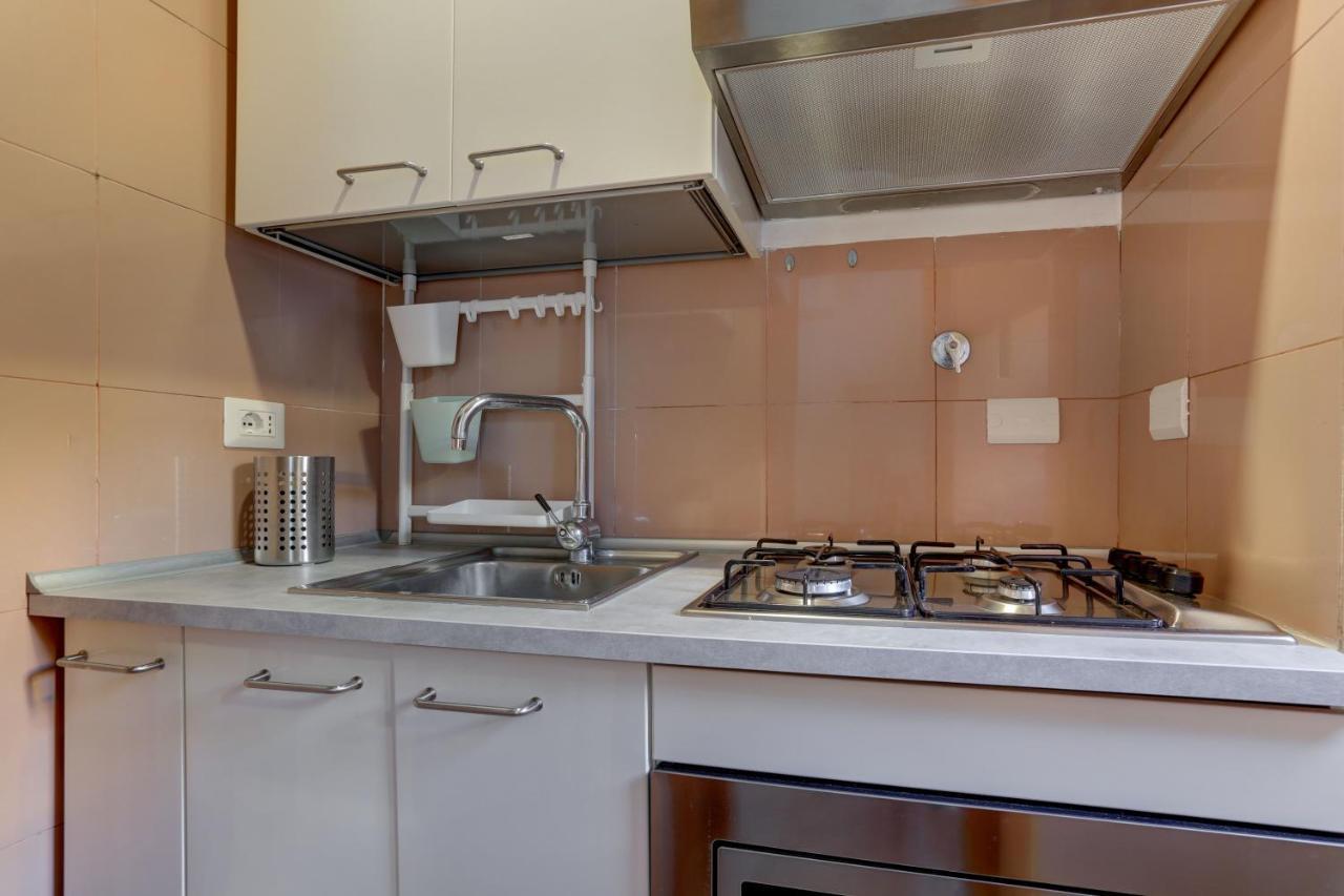 Capo D'africa 48 - And Appartement *