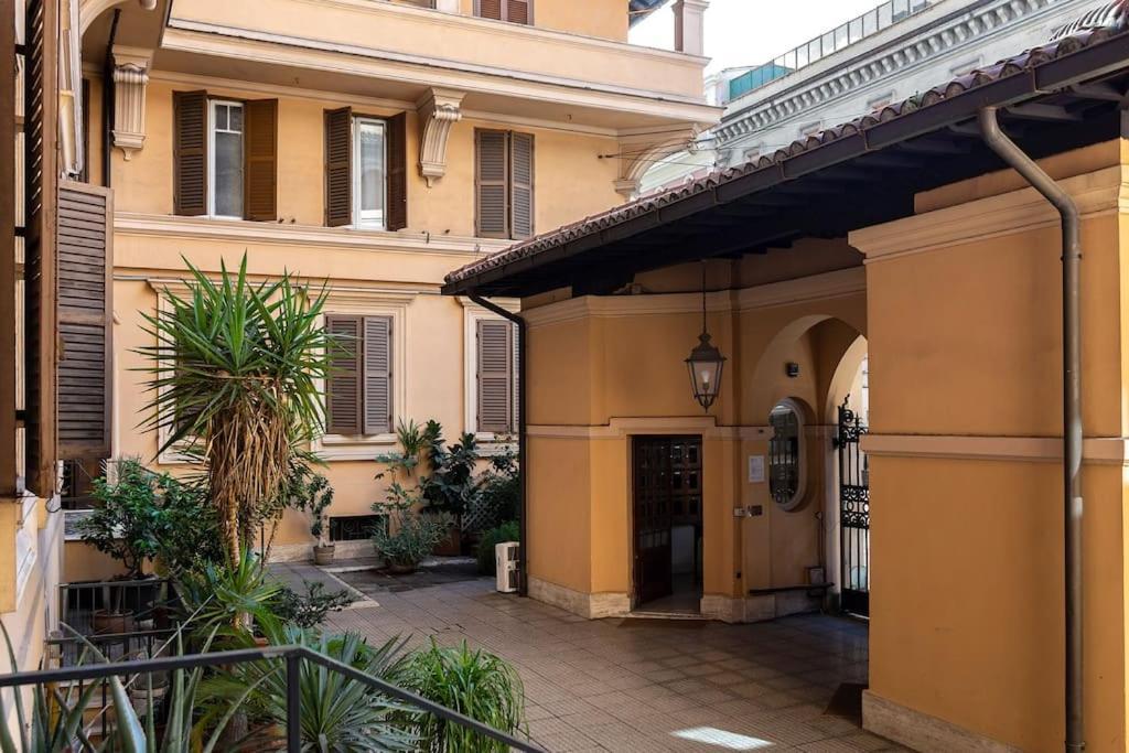 Heart Of Rome-napoleone Apartment-10 To Colosseo * Rome