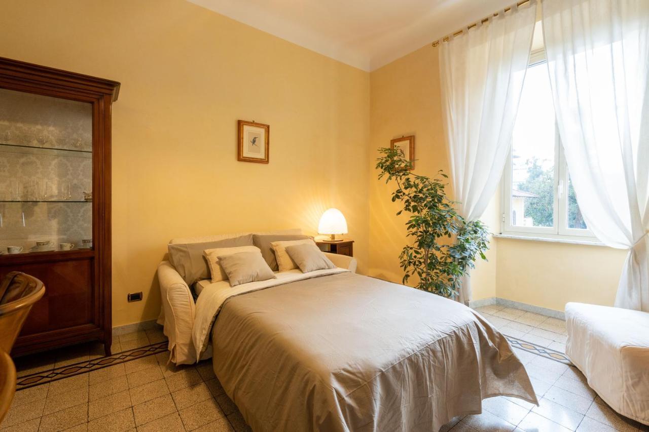 Ampio Con Vinili In Centro Storico Apartment