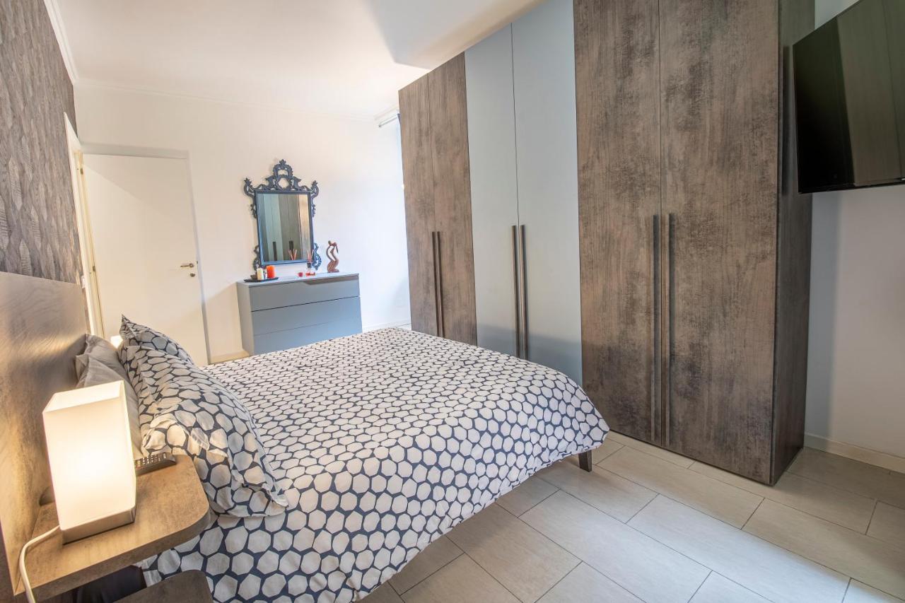 Refuge On Piazza Re Di Apartment *