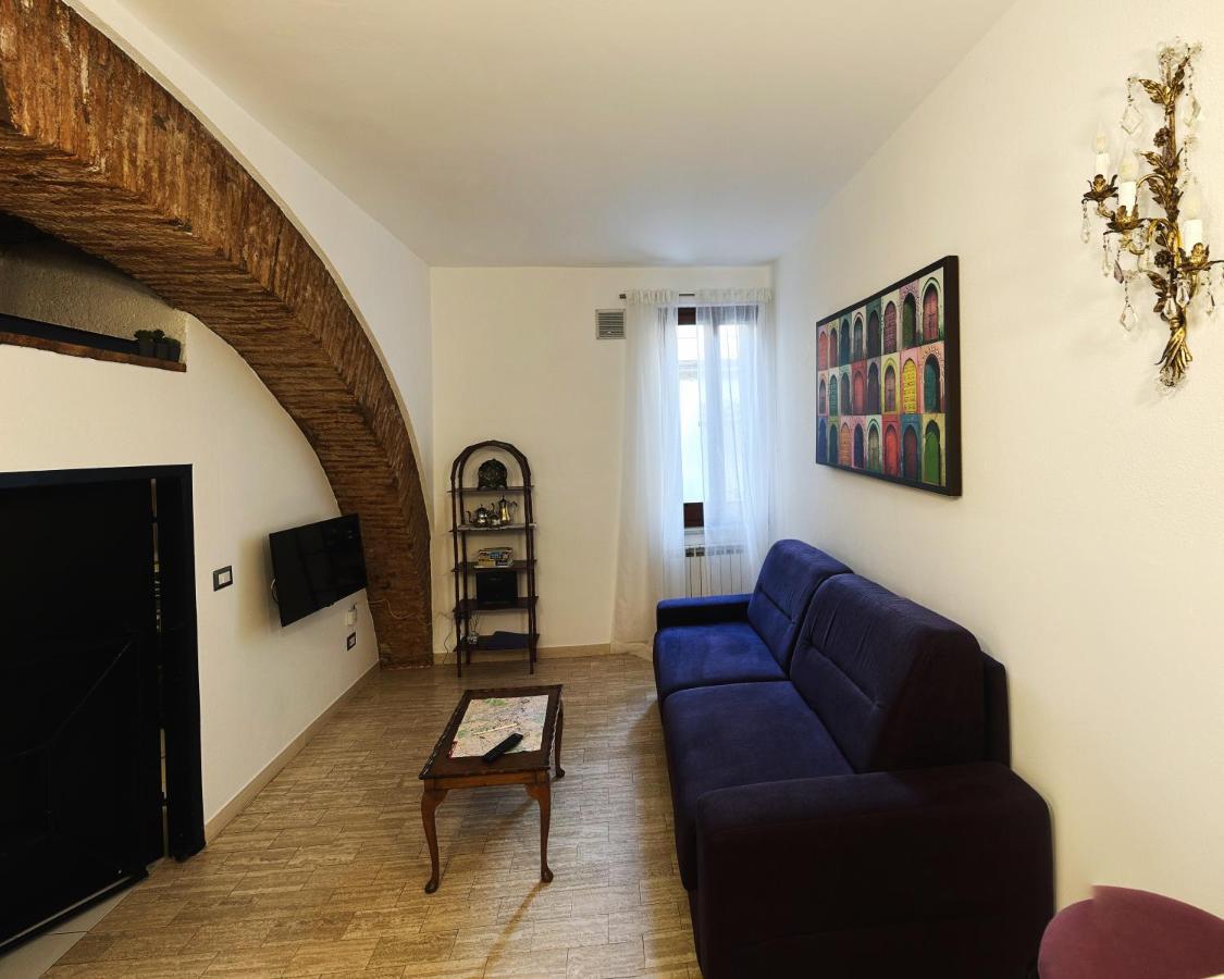 Appartement Lovely In Via Della Scala, Trastevere Rome